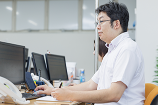 税理士事務所レグルス岡山の社員